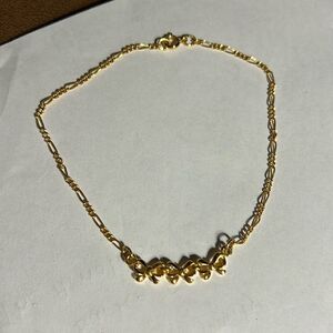 Vintage Avon bows ankle bracelet.